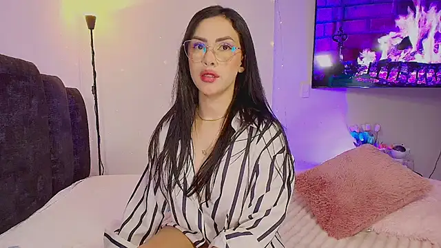 Maya Bluee online show from 04-20-26, 03:53