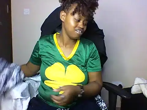 Candii wet  online show from 11-13-25, 04:50