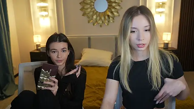 Gabriella054 online show from 03-20-25, 08:09