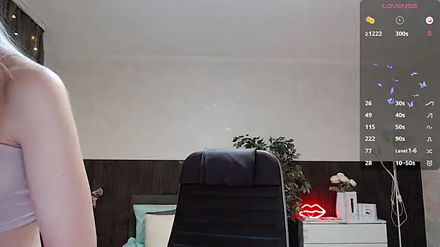 Cutie Annie online show from 12-24-24, 01:49