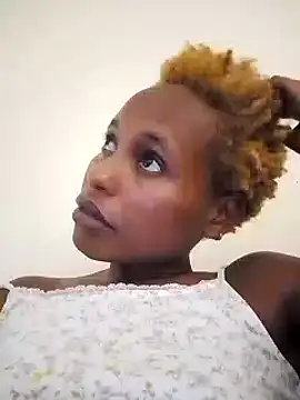 Candykitten online show from 02-14-25, 12:25