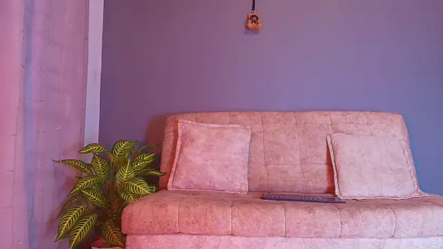 jade brunnette online show from 04-16-26, 08:09