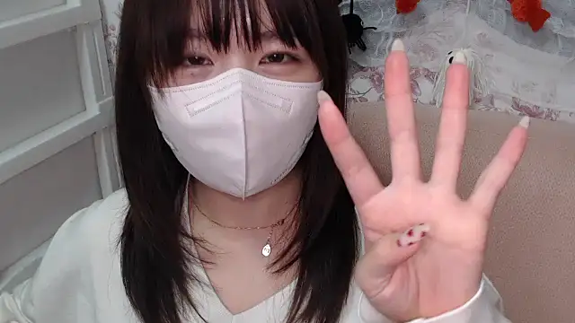 mei hosina online show from 10-28-25, 03:25