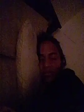 AlexaWarner online show from 12-04-25, 05:43