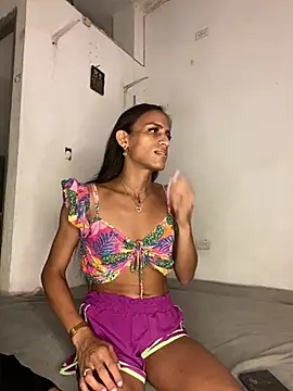 AlexaWarner online show from 05-26-26, 01:12