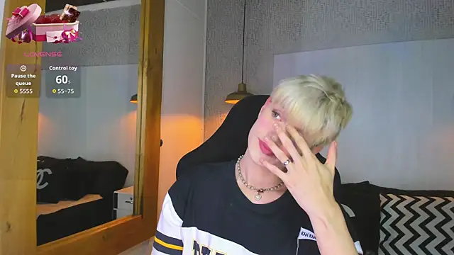 VladHellsing4 online show from 02-19-26, 01:51