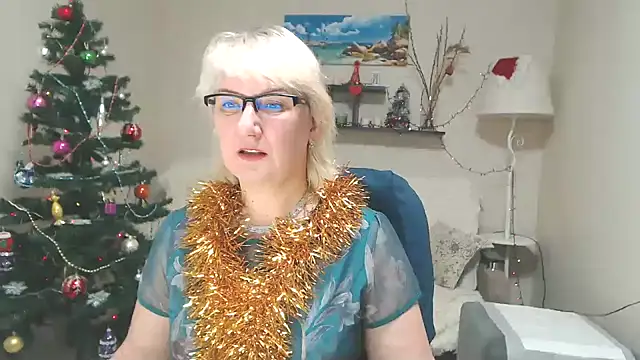 FleurMays online show from 12-29-24, 04:59