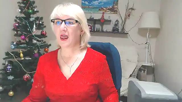 FleurMays online show from 01-03-25, 11:14