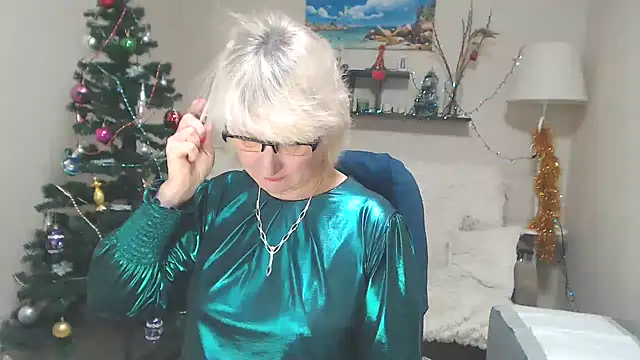 FleurMays online show from 01-08-25, 09:10