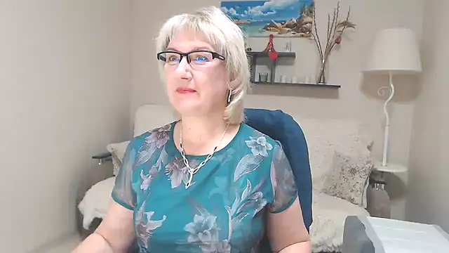 FleurMays online show from 01-30-25, 02:49