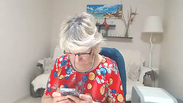 FleurMays online show from 02-28-25, 06:10