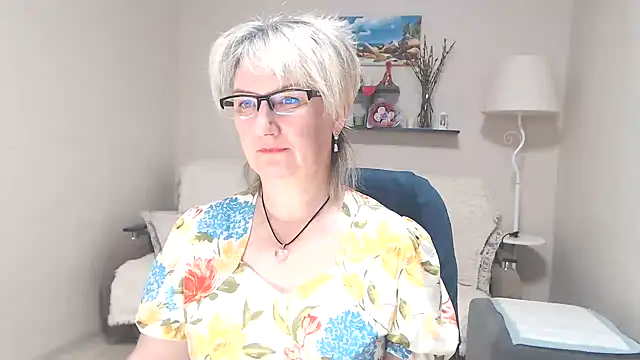FleurMays online show from 06-19-26, 02:27