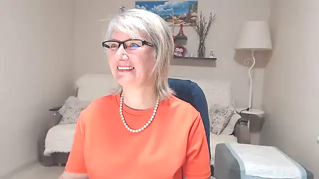 FleurMays online show from 07-19-26, 06:06