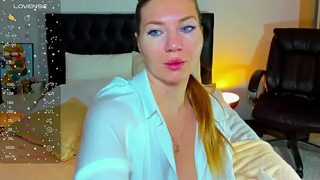 Goddess Squirt  online show from 11-15-25, 01:47