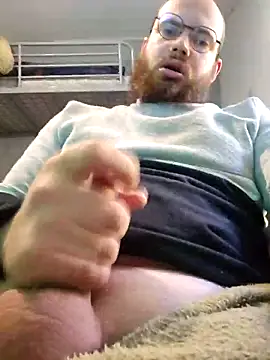 Snapshot of azagoul222 chatting on 11-21-25, 09:52 azagoul222 online show from 11-21-25, 09:52