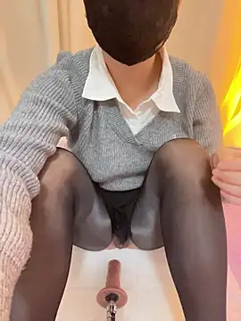 Snapshot of Nicole77-baby chatting on 12-18-25, 02:28 Nicole77-baby online show from 12-18-25, 02:28