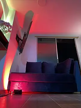 Snapshot of SofiaG_ chatting on 02-22-25, 01:44 SofiaG online show from 02-22-25, 01:44