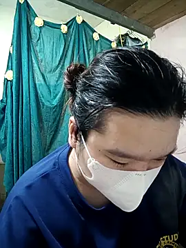 Thomgdee online show from 04-22-26, 08:17