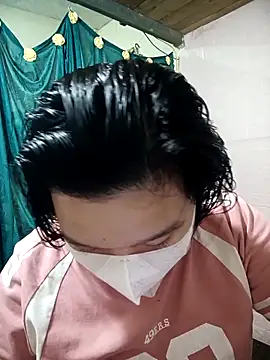 Snapshot of Thomgdee chatting on 05-11-26, 06:08 Thomgdee online show from 05-11-26, 06:08