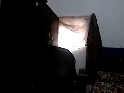 miriam775 online show from 12-21-24, 04:46