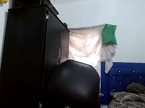 miriam775 online show from 12-23-24, 12:41