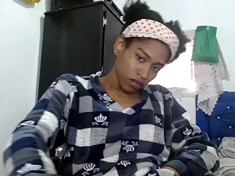 miriam775 online show from 12-26-24, 03:42