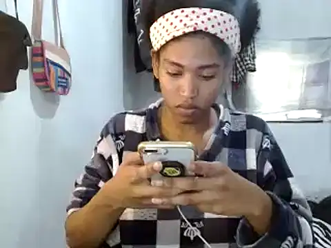 miriam775 online show from 12-28-24, 03:26