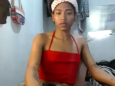 miriam775 online show from 12-28-24, 07:11