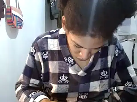 miriam775 online show from 12-29-24, 10:12