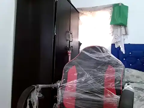 miriam775 online show from 12-30-24, 03:57