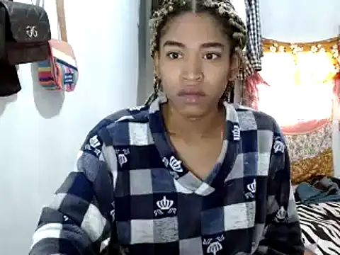 miriam775 online show from 01-22-25, 12:17