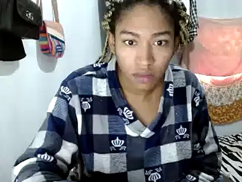 miriam775 online show from 02-09-25, 01:14