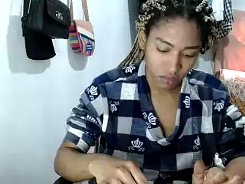 miriam775 online show from 02-09-25, 04:18