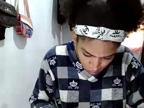 miriam775 online show from 03-13-25, 02:23