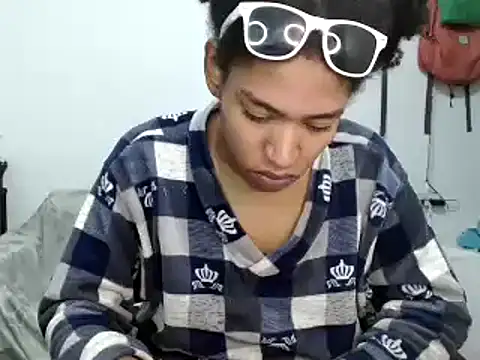 miriam775 online show from 09-10-25, 10:48