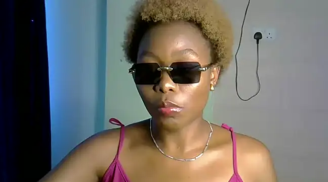 Snapshot of _candy_123 chatting on 12-07-24, 11:40  candy 123 online show from 12-07-24, 11:40