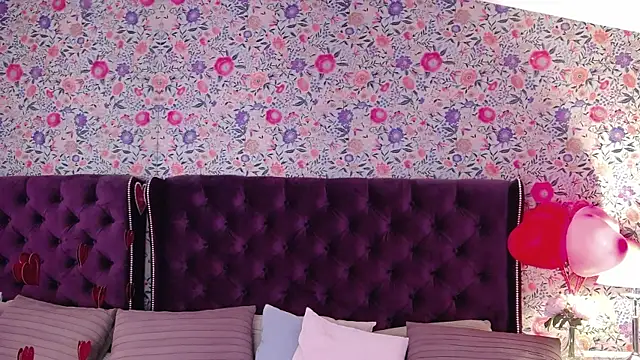 Evapeach  online show from 02-19-25, 01:50