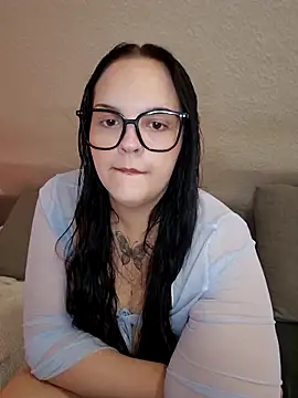 Jujuicy 97 online show from 05-29-26, 01:09