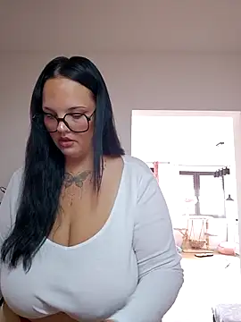 Jujuicy 97 online show from 07-15-26, 10:09