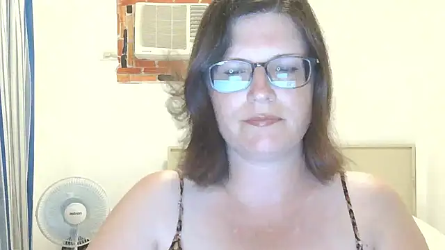 CrimsonMistress online show from 04-15-26, 08:20