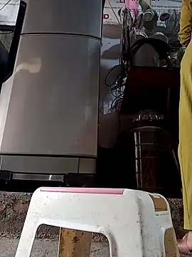 JasminePham online show from 03-17-25, 07:35