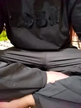 JasminePham online show from 11-08-25, 07:45