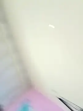 Snapshot of 21cmdegloria chatting on 12-05-24, 11:18 21cmdegloria online show from 12-05-24, 11:18