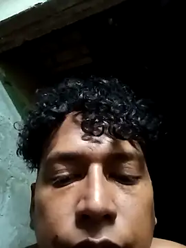 Snapshot of 21cmdegloria chatting on 12-09-24, 07:50 21cmdegloria online show from 12-09-24, 07:50