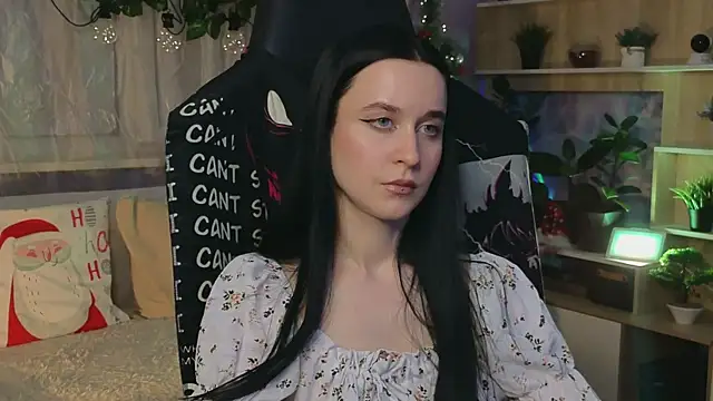 Snapshot of KiraLiLime chatting on 03-08-25, 06:26 KiraLiLime online show from 03-08-25, 06:26