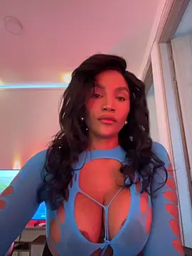 Snapshot of Jessie-pradoo chatting on 11-18-25, 11:47 Jessie-pradoo online show from 11-18-25, 11:47