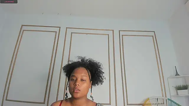 nataly velez online show from 03-18-25, 01:09