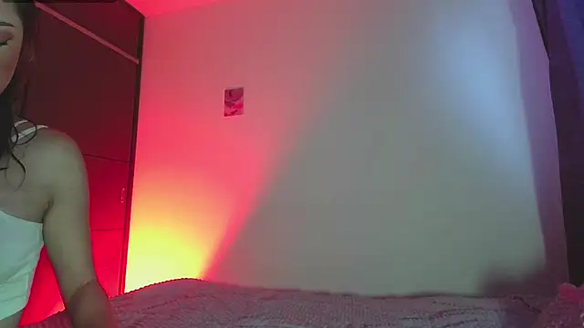 Imsophie collins online show from 12-17-24, 09:16