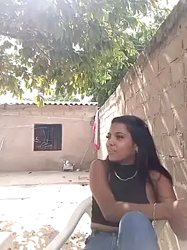 Snapshot of 1CANDYLOVE chatting on 01-15-26, 04:00 1CANDYLOVE online show from 01-15-26, 04:00