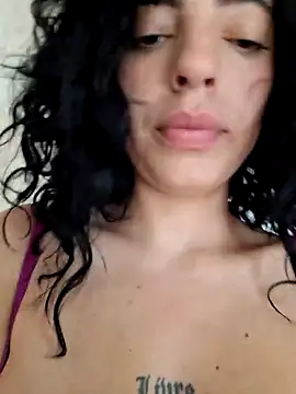 Snapshot of Sweet-diamondxxx chatting on 09-09-25, 02:38 Sweet-diamondxxx online show from 09-09-25, 02:38